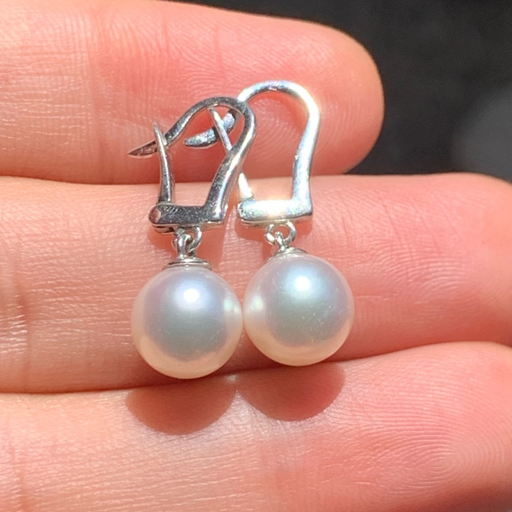 Elegant 14k gold Akoya Pearl Drop Earrings